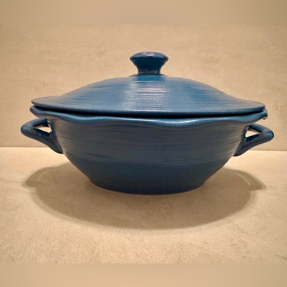 CorningWare Creations Stoneware Blue 2 Qt Oval Covered Casserole Dish w/Handles